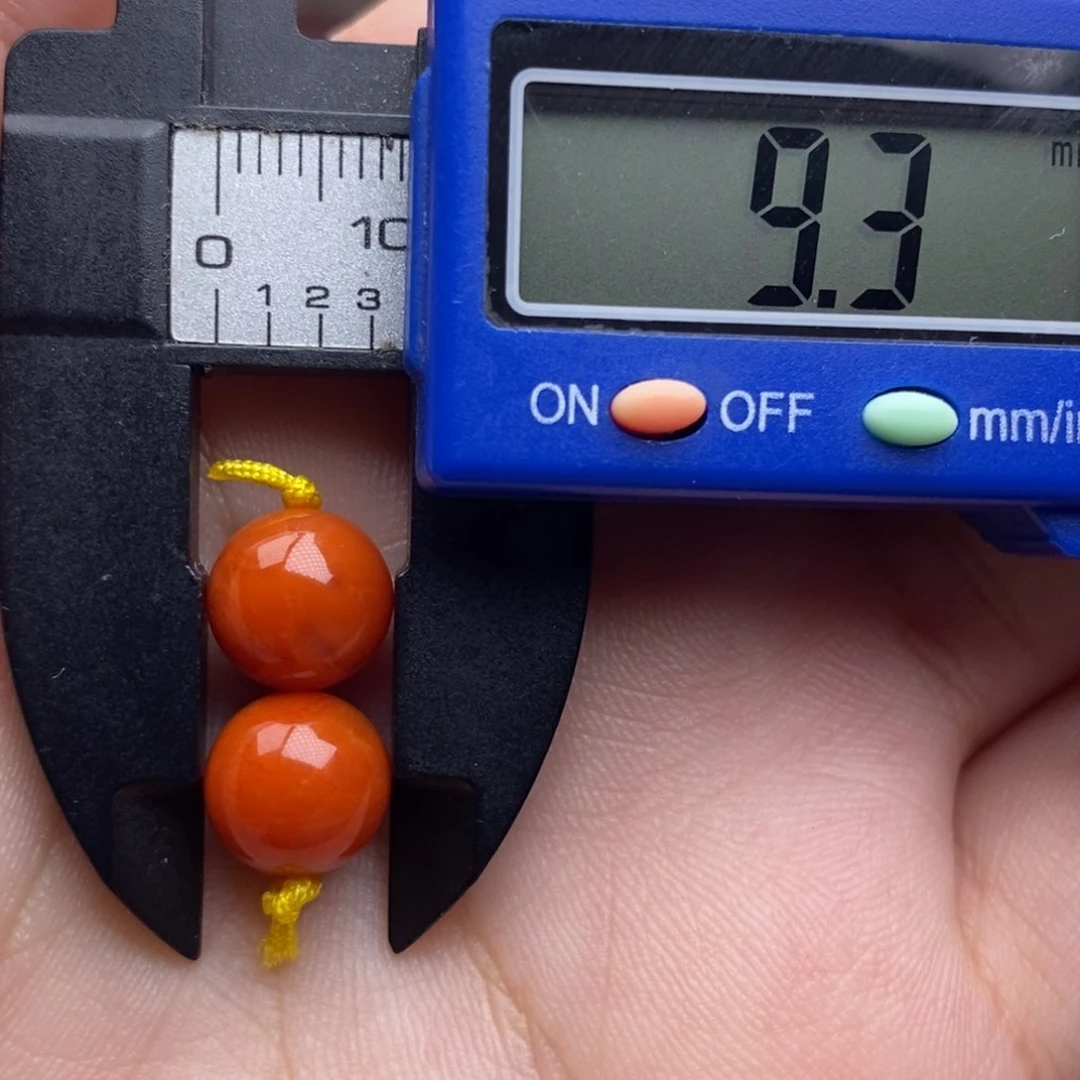 南红玛瑙配饰未镶嵌矿点瑕疵