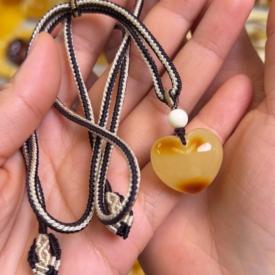 未镶嵌蜜蜡裸石蜜蜡