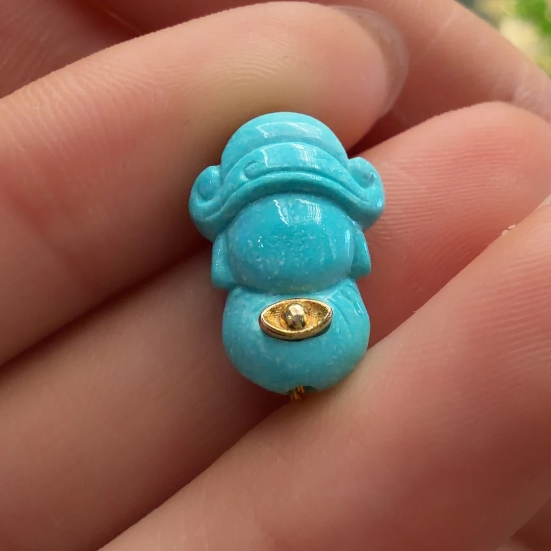 绿松石未镶嵌颈饰