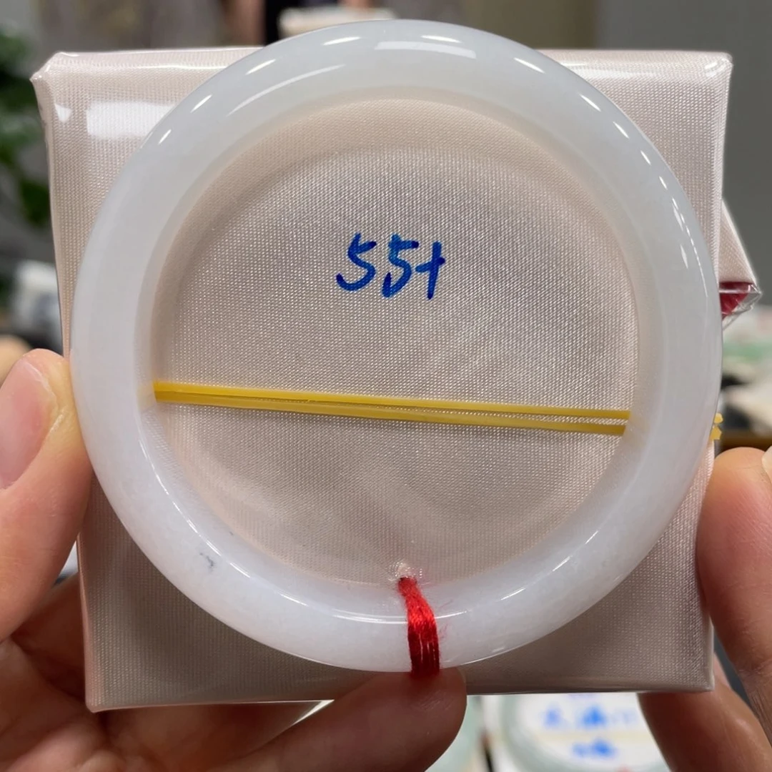 翡翠未镶嵌手镯翡翠