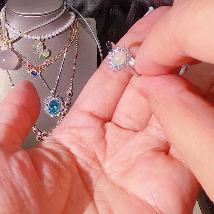 祖母绿戒指未镶嵌