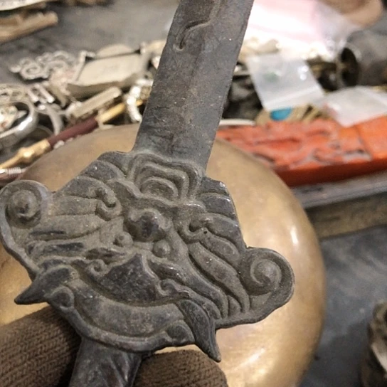 君***兰闪电购铜摆件工艺品