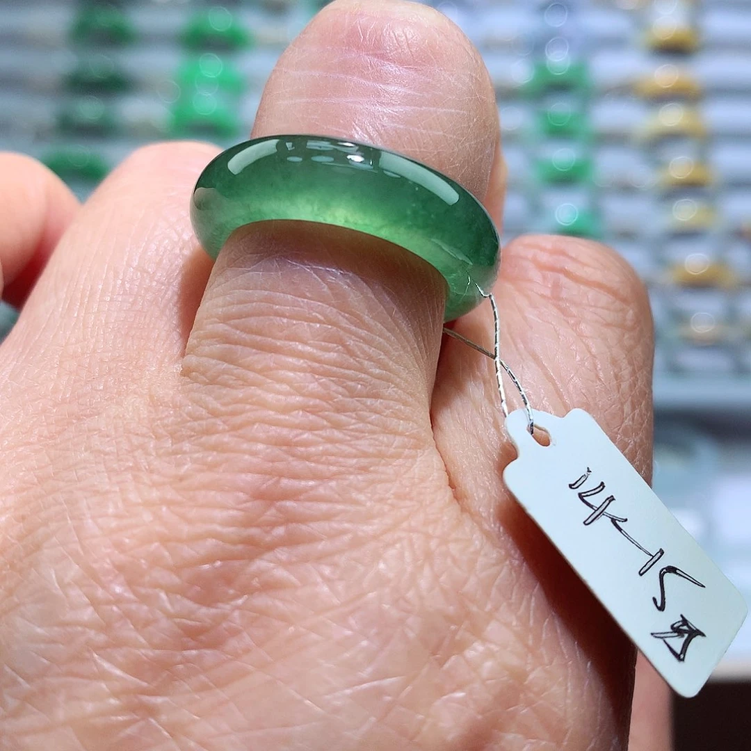 翡翠戒指未镶嵌14-15号