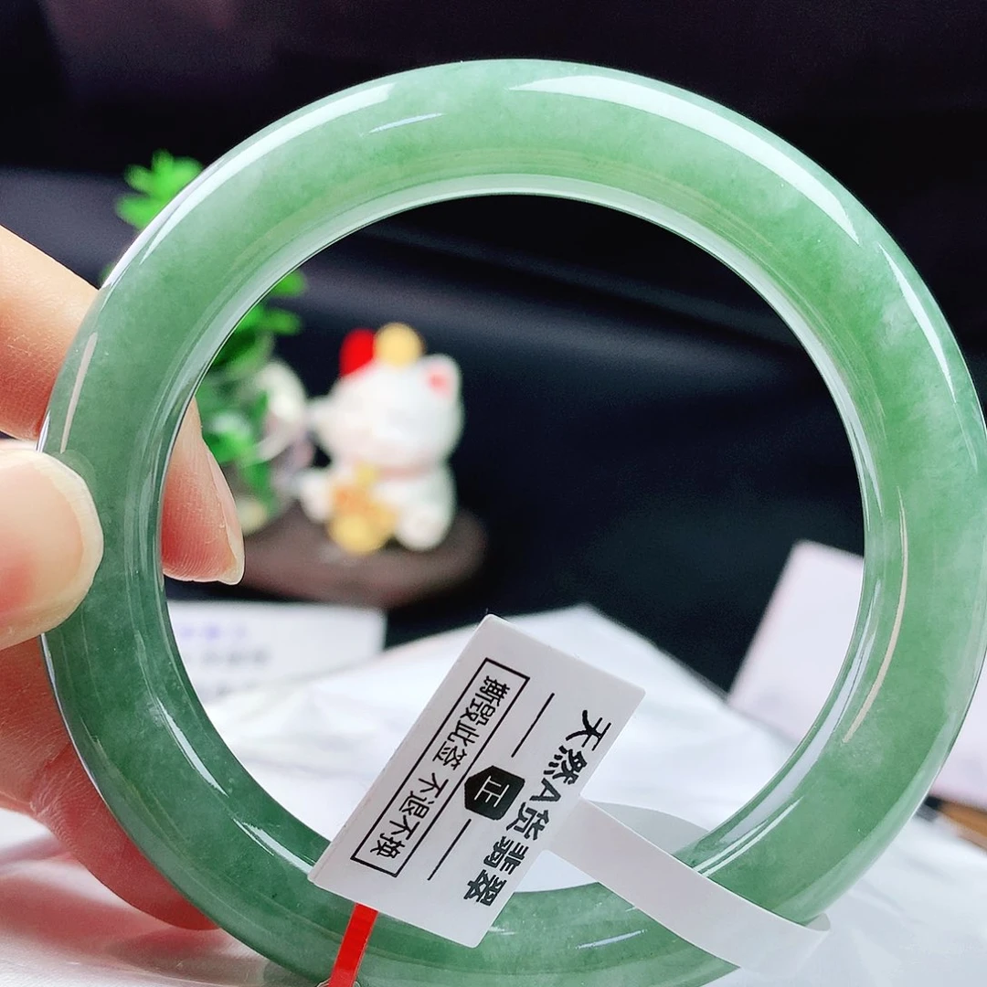 未镶嵌手镯翡翠57胖