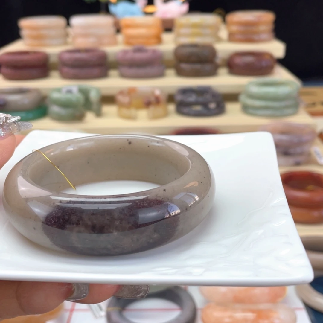 【闪购商品】石英质玉手镯未镶嵌原***鱼