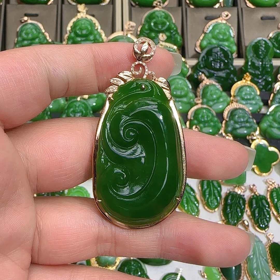 和田玉（碧玉）吊坠(不含链)18K金镶嵌