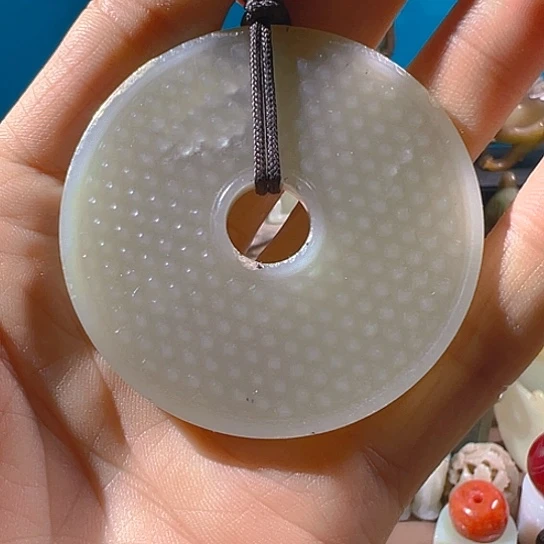 和田玉（糖玉）未镶嵌挂件