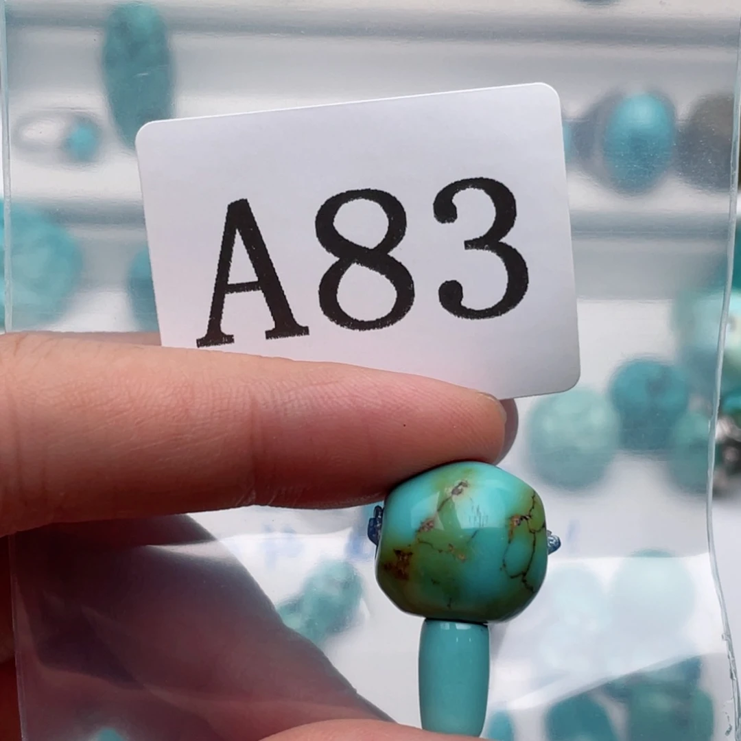 绿松石三通未镶嵌