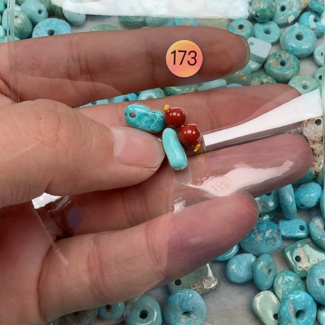 南红玛瑙未镶嵌珠宝奇石