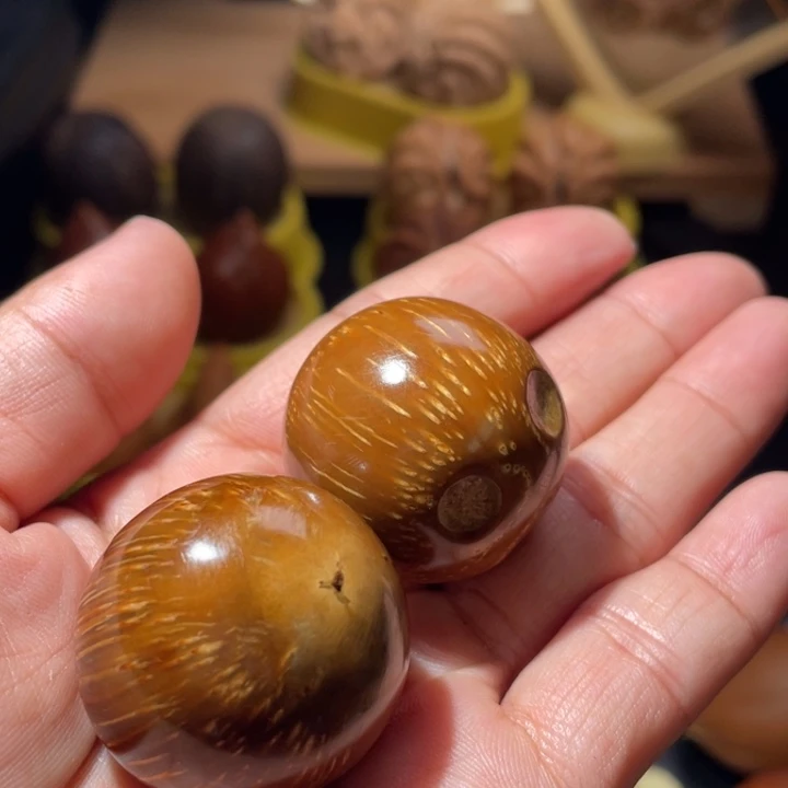 文玩核桃吊坠紫金鼠手球99