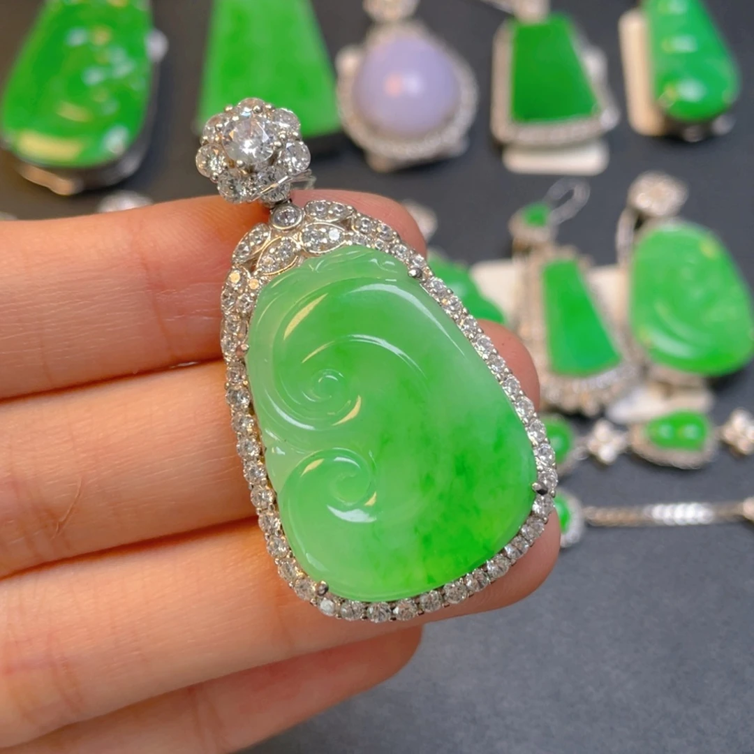 翡翠银S925镶嵌颈饰