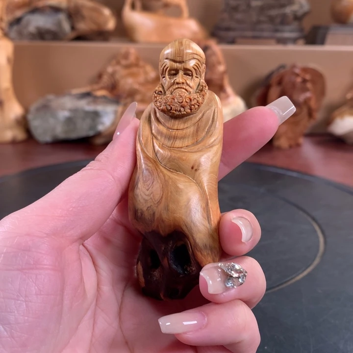 柏木（崖柏）根雕摆件