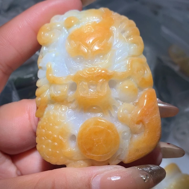 翡翠未镶嵌颈饰保真天然A货翡翠