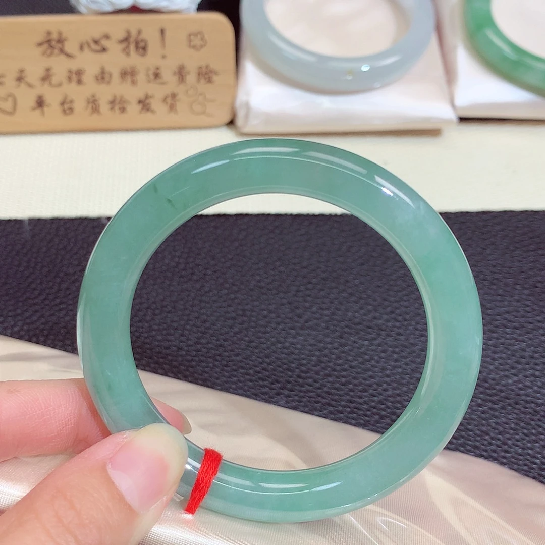未镶嵌手镯翡翠4200