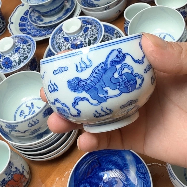 手绘狮子绣球福利款