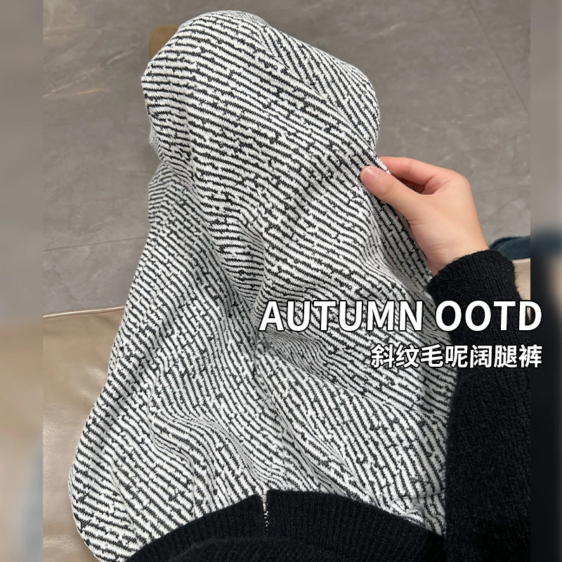 慵懒风亮丝雪尼尔女秋冬2025新款高腰垂感休闲直筒针织灯芯绒裤子