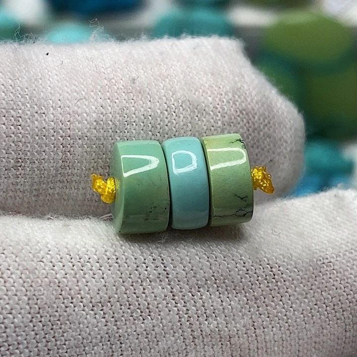 未镶嵌绿松石天然原矿 带武汉地大证书