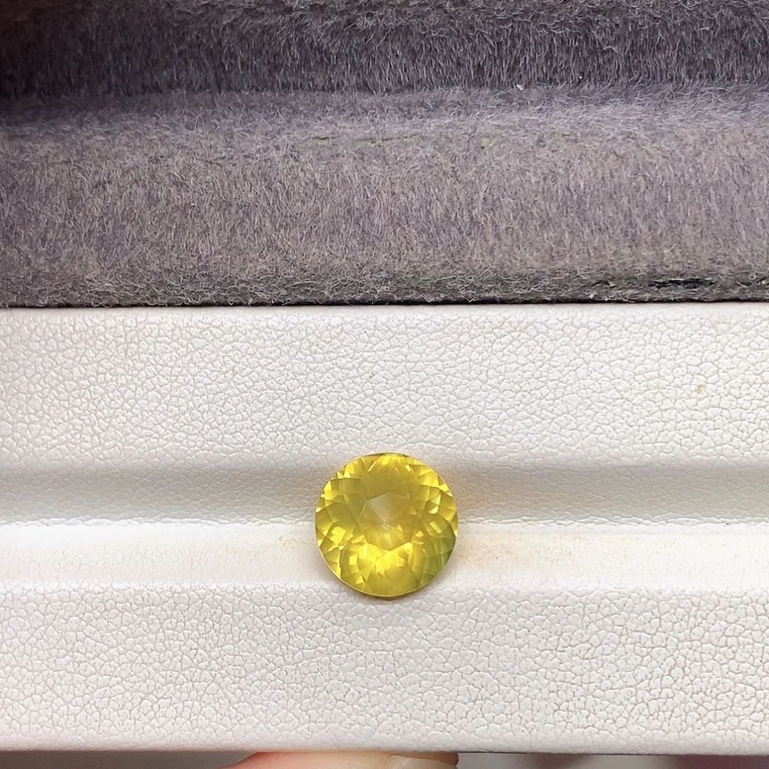 裸石蓝宝石4.41克拉天然黄蓝宝