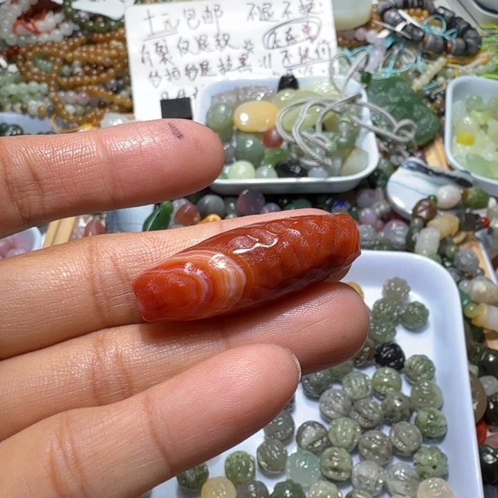 和田玉未镶嵌珠宝半成品