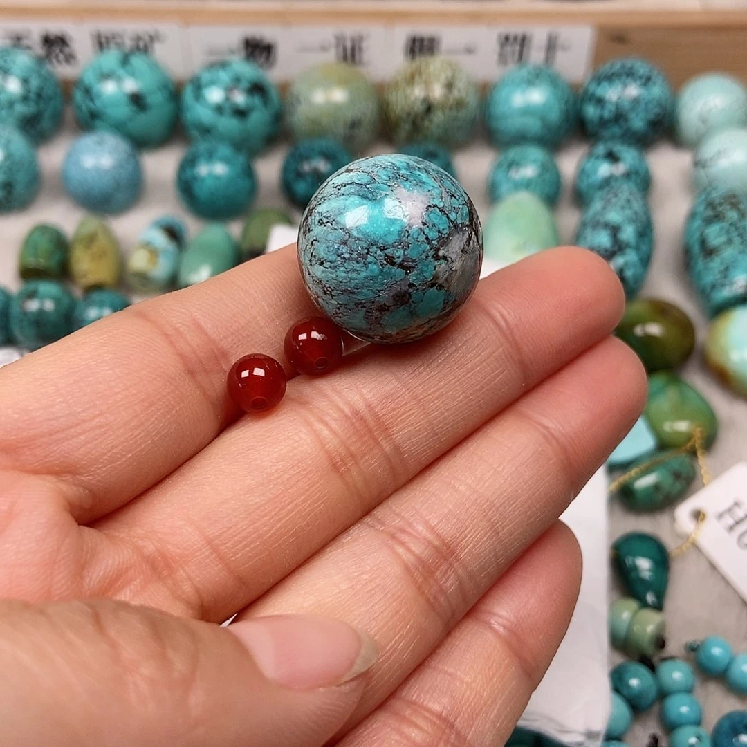 未镶嵌南红玛瑙珠宝半成品王***藏