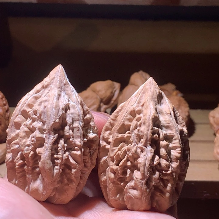 任***.文玩核桃吊坠东北30