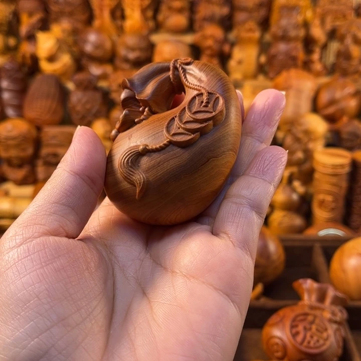 翱***里柏木（崖柏）崖柏手把件