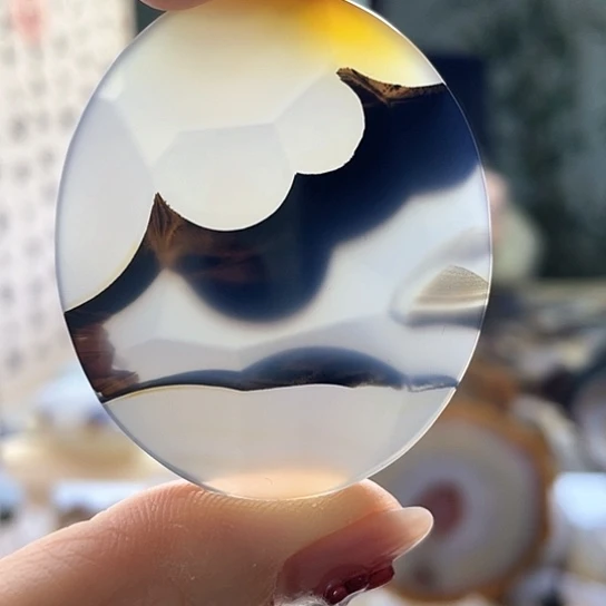 玛瑙/玉髓颈饰未镶嵌