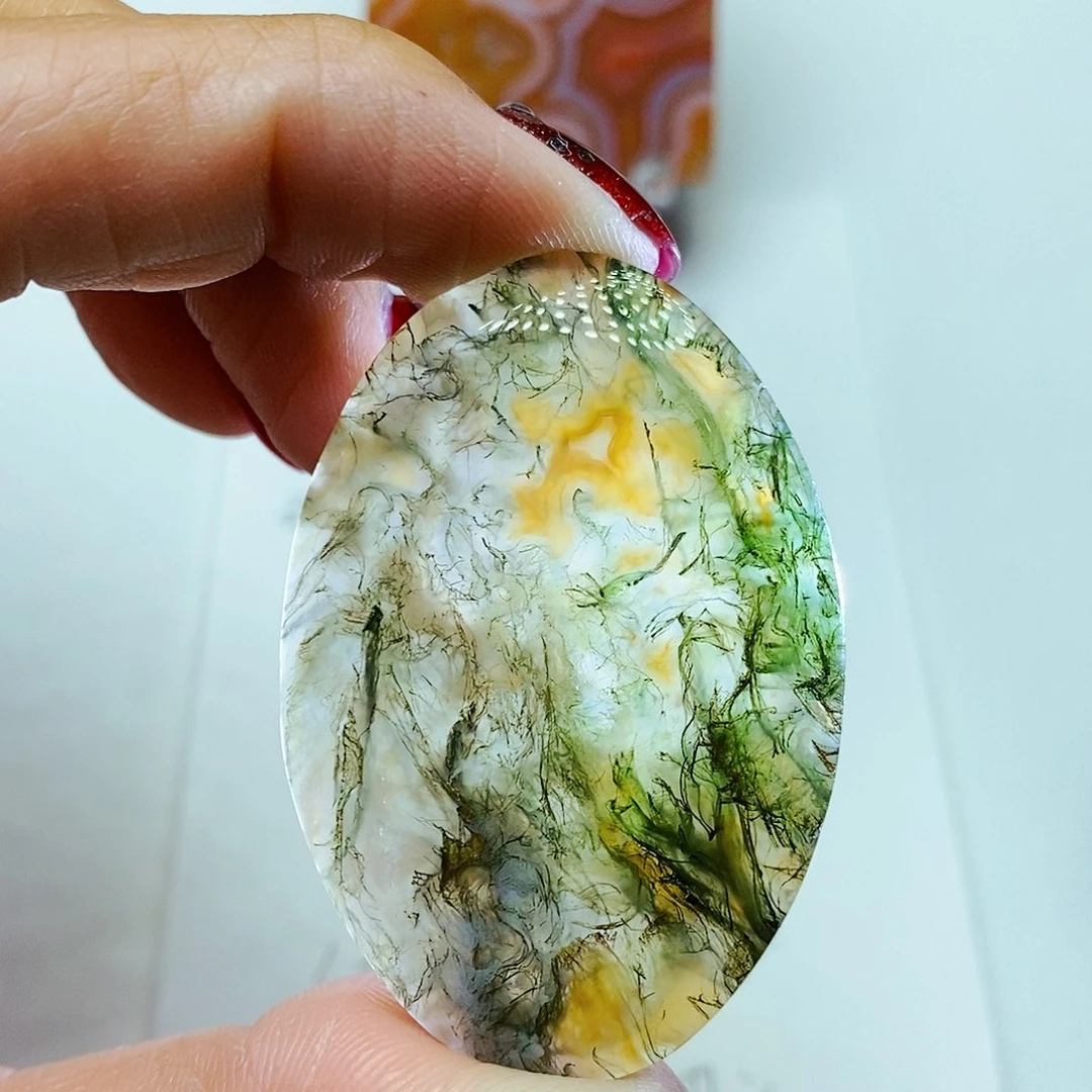 玛瑙/玉髓颈饰未镶嵌小*子