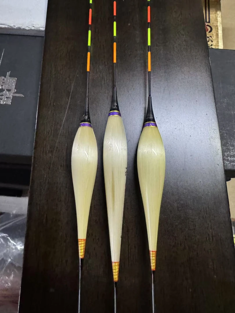 日夜两用硬尾600长芦苇漂