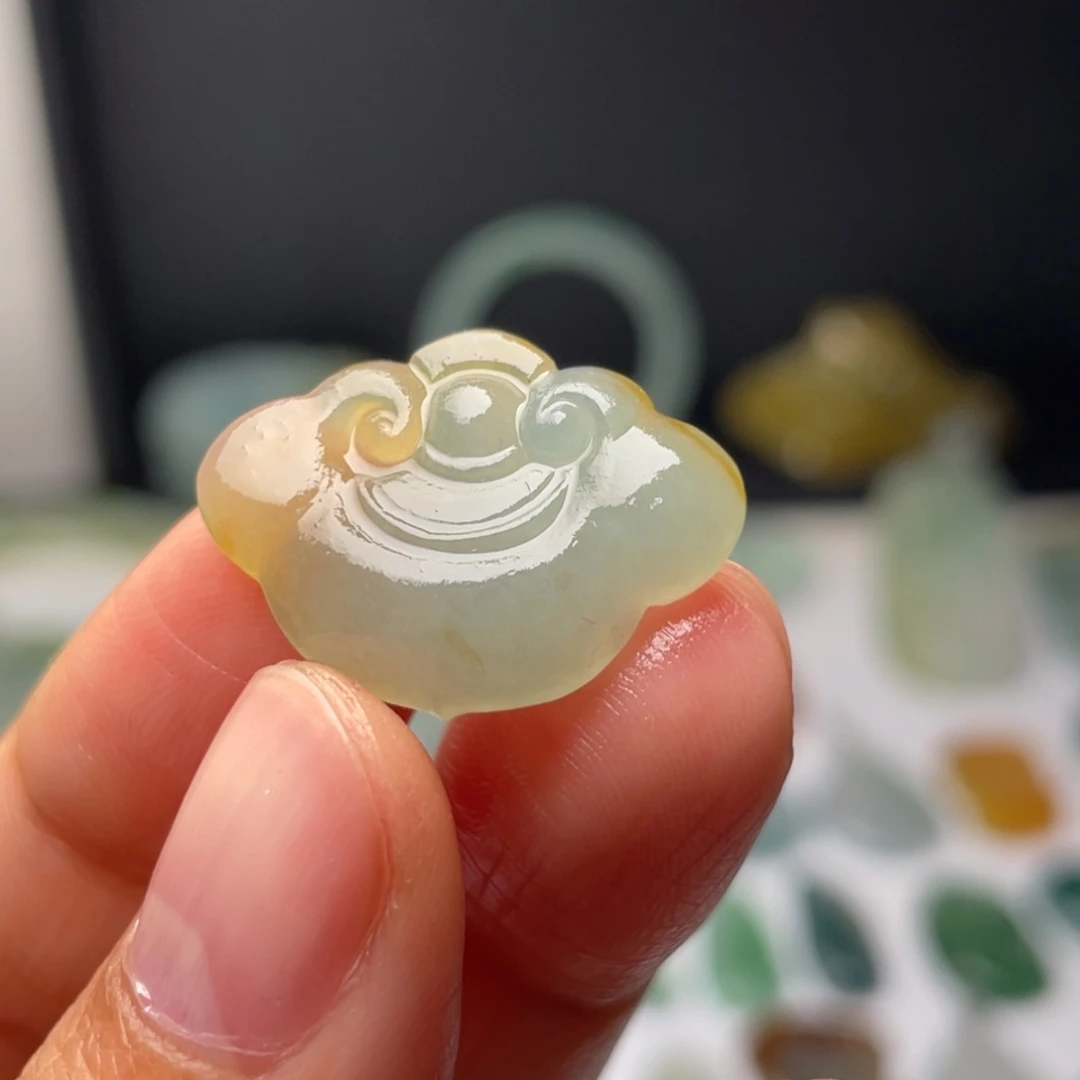 用***5定制翡翠未镶嵌天然翡翠