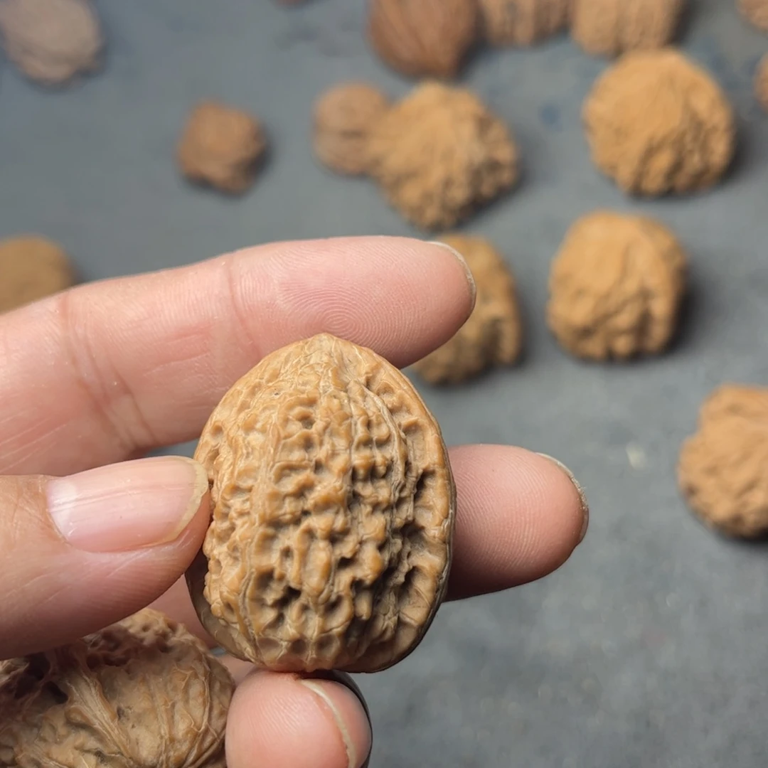 文玩核桃吊坠千金