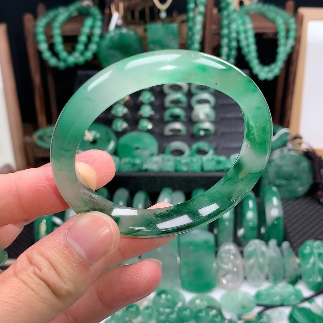 石英质玉手镯未镶嵌圈口56.3