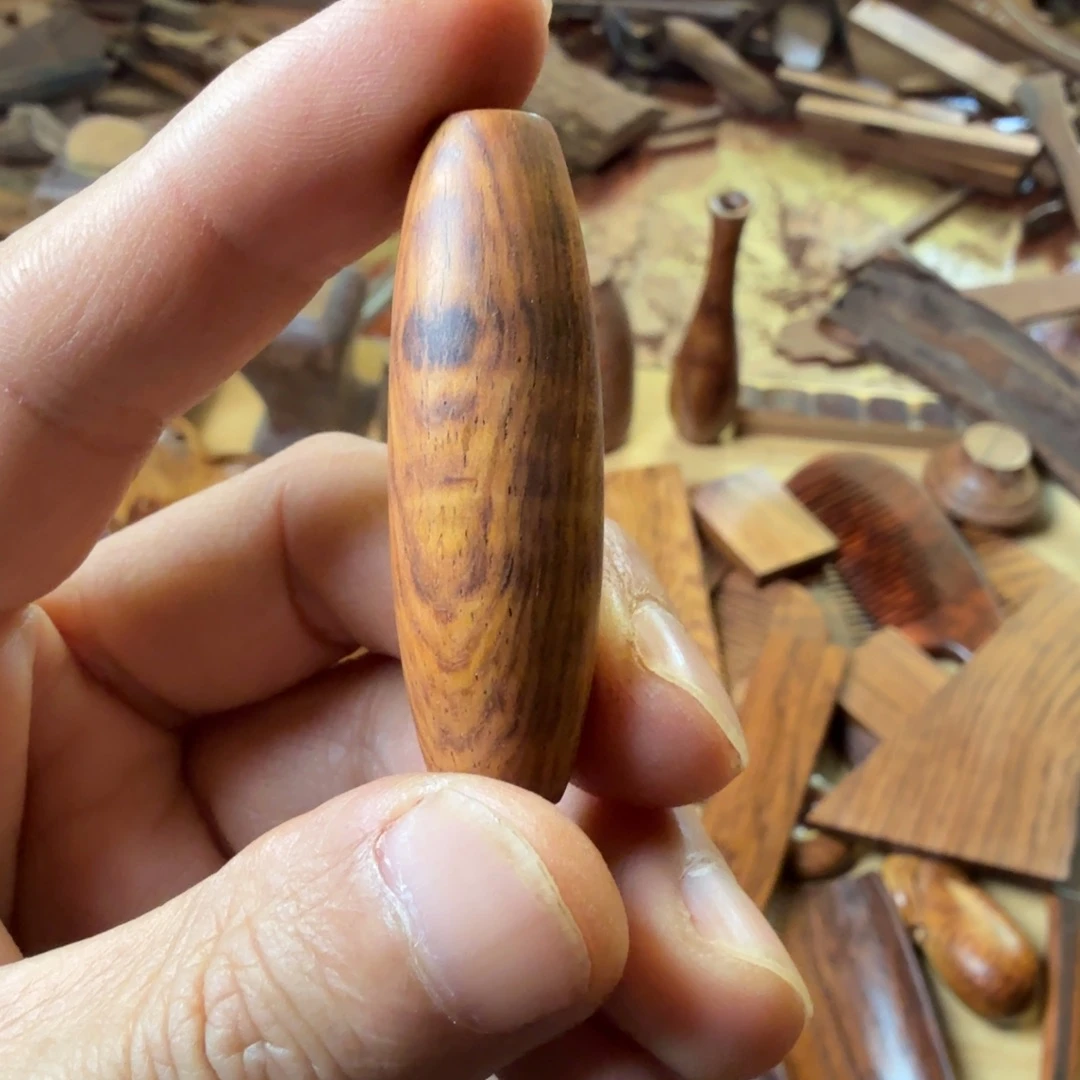 随***心黄花梨把玩小珠子