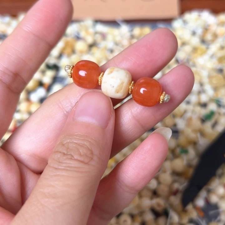南红玛瑙未镶嵌9.7mm南红