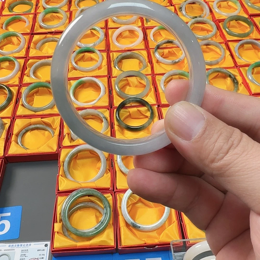 *****翡翠未镶嵌手镯aaa
