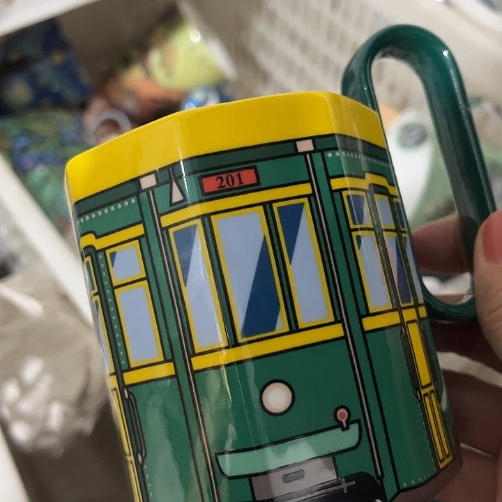 瓷片瑕疵骨瓷汽车杯一个绿