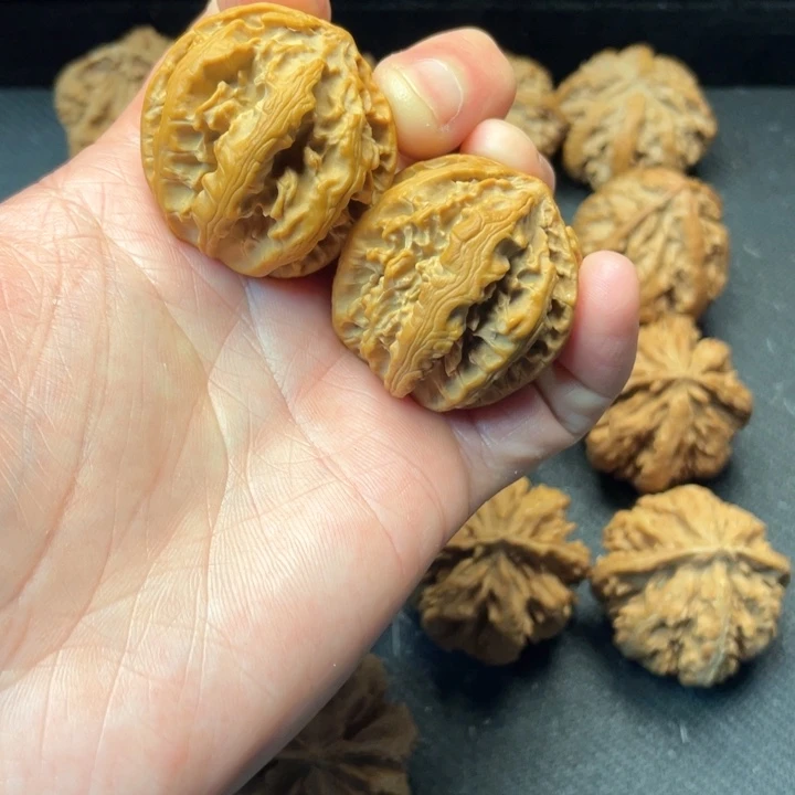 文玩核桃把件文玩城的小伙伴