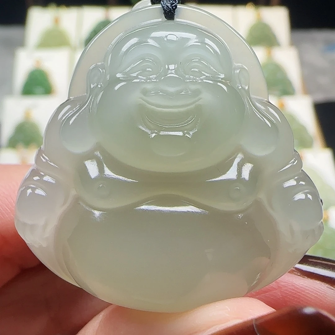 和田玉未镶嵌吊坠(赠链)