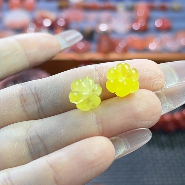 南红玛瑙未镶嵌珠宝半成品