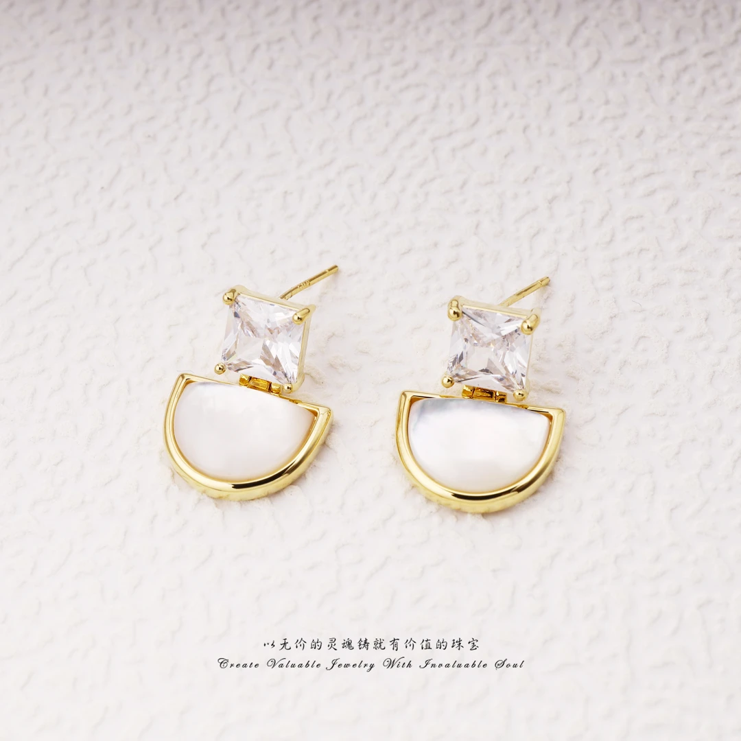 铜合金贝壳耳饰 【Lisa Nik】美·镶嵌贝壳设计感耳环 LSK-C-31091