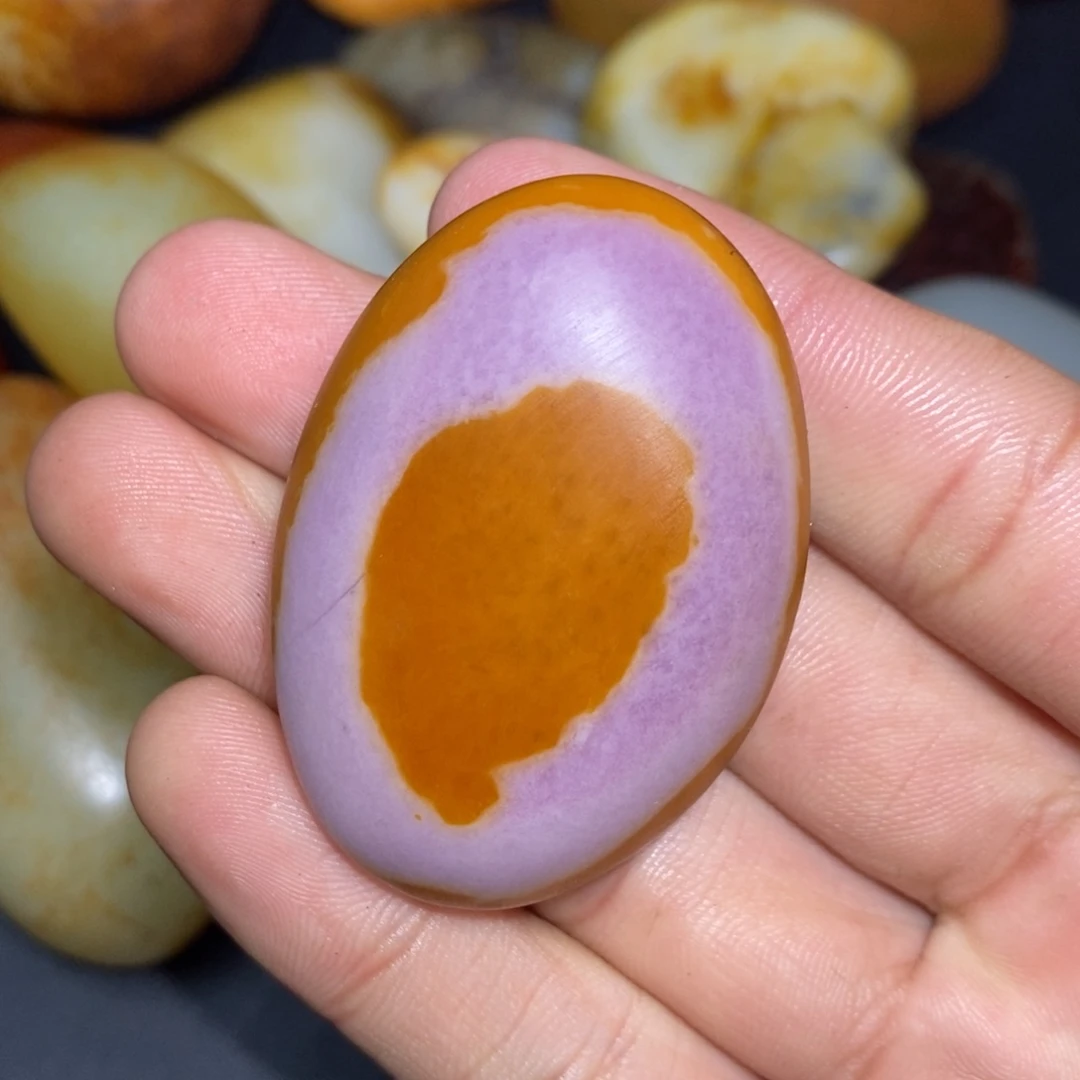 和田玉未镶嵌珠宝奇石