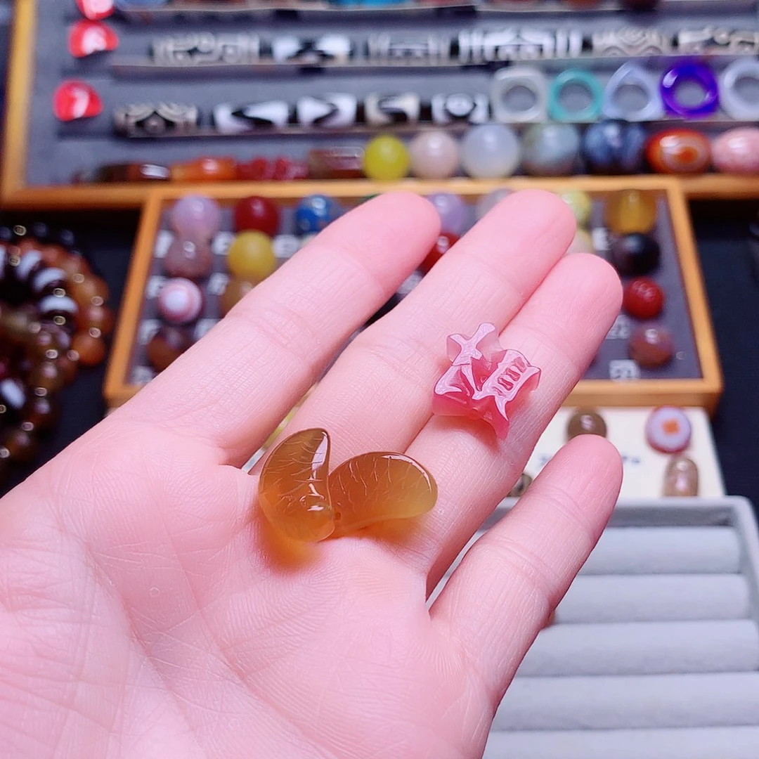 地***姐玛瑙/玉髓颈饰未镶嵌