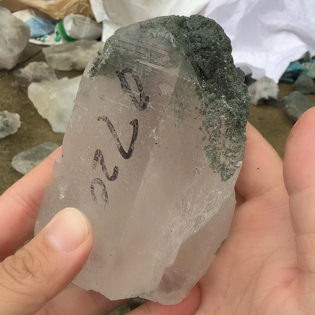 未镶嵌珠宝半成品水晶720克