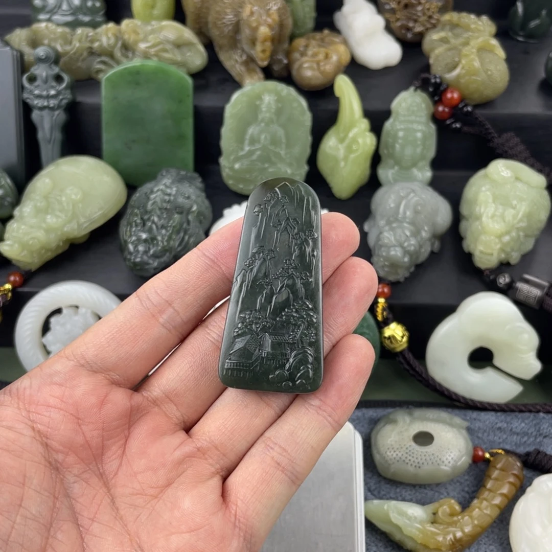 和田玉未镶嵌颈饰