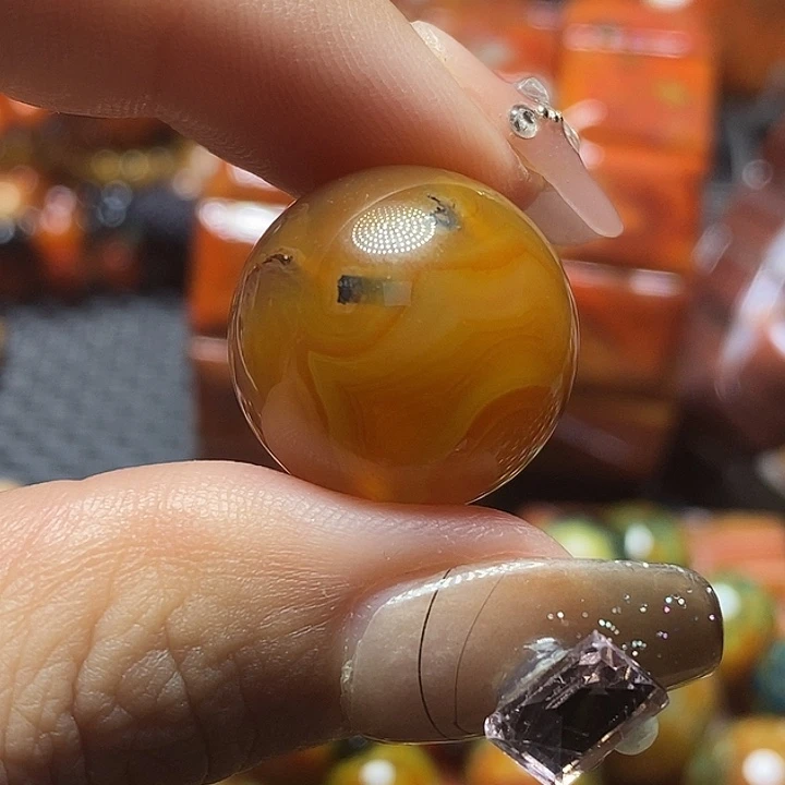 得***失玛瑙/玉髓未镶嵌颈饰