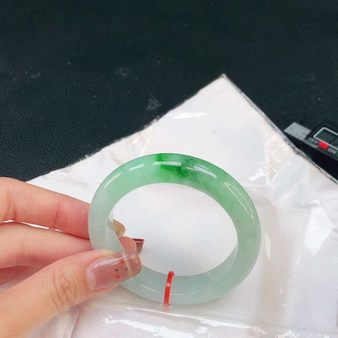 未镶嵌手镯翡翠455