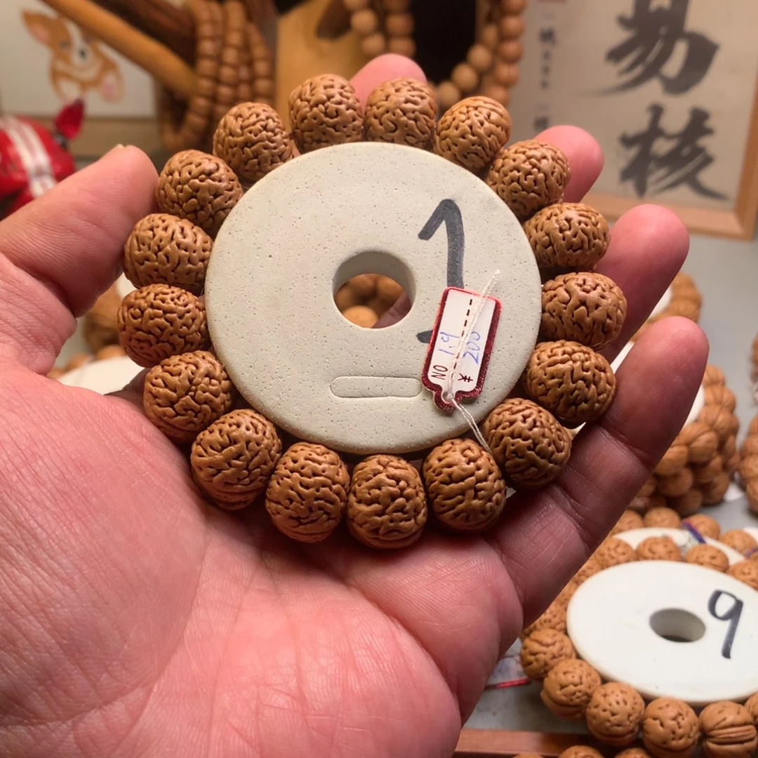 梦***鹤手串桃核1.9牙子桃核手串