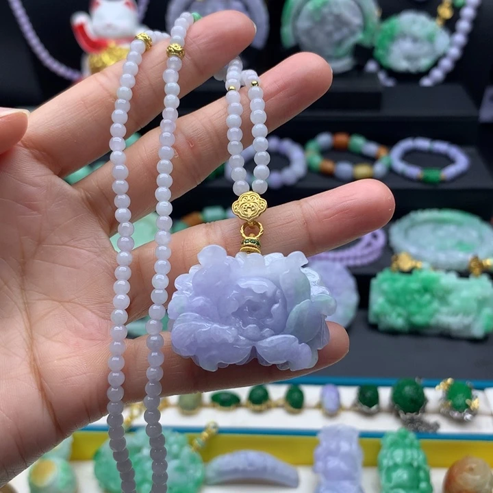 翡翠未镶嵌颈饰紫翡花