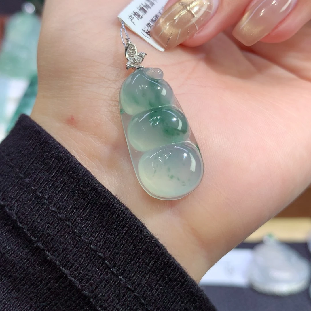 吊坠(不含链)18K金镶嵌翡翠