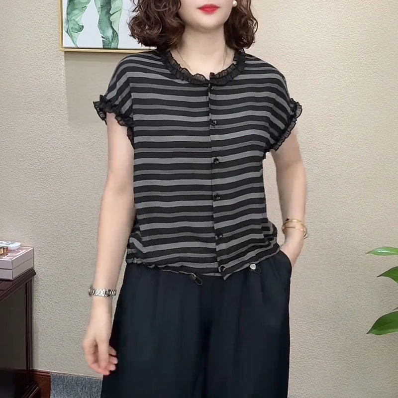 花边领拼色条纹衬衫女士夏季韩版宽松短款小个子衬衣显瘦薄款上衣